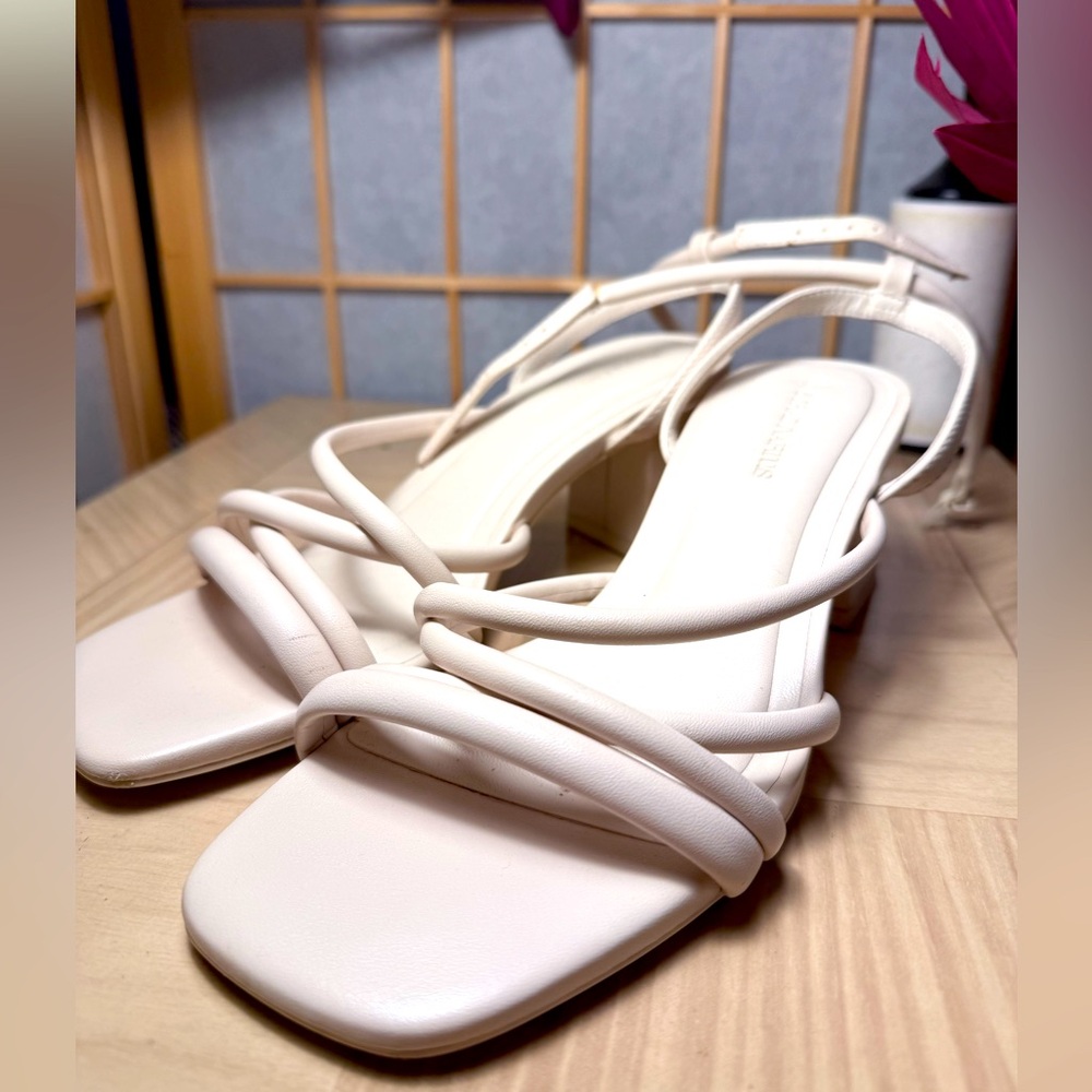 Stradivarius White Sandals, Size 5